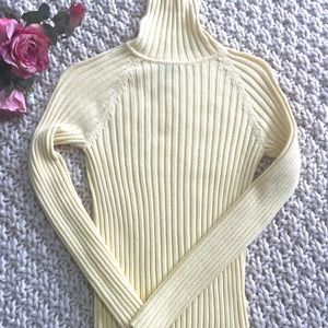 “Vintage”  NY& Co.  Pale Yellow Ribbed Sweater, Size S.